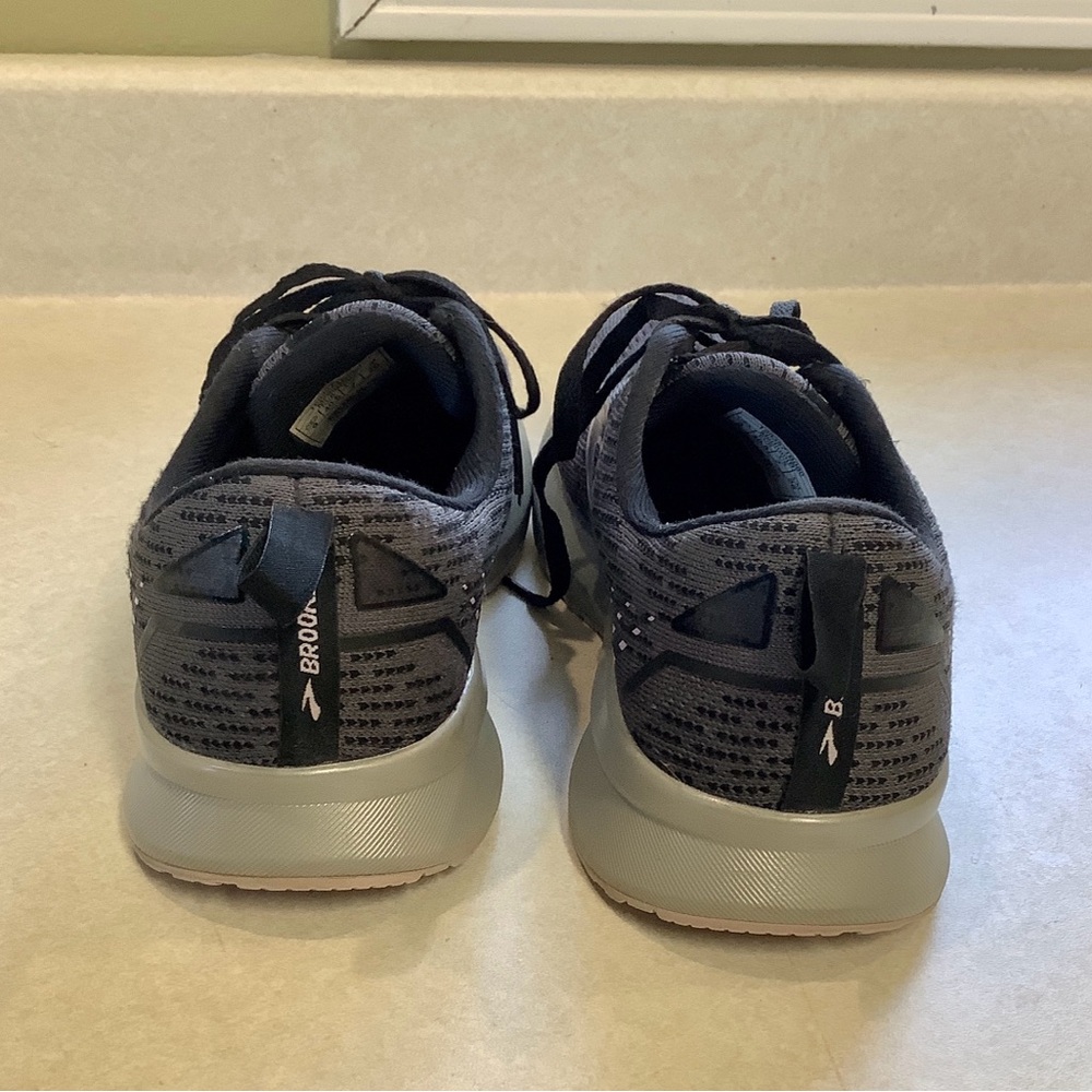 Brooks Women's Black and Light Purple Running Shoes - Picture 8 of 12